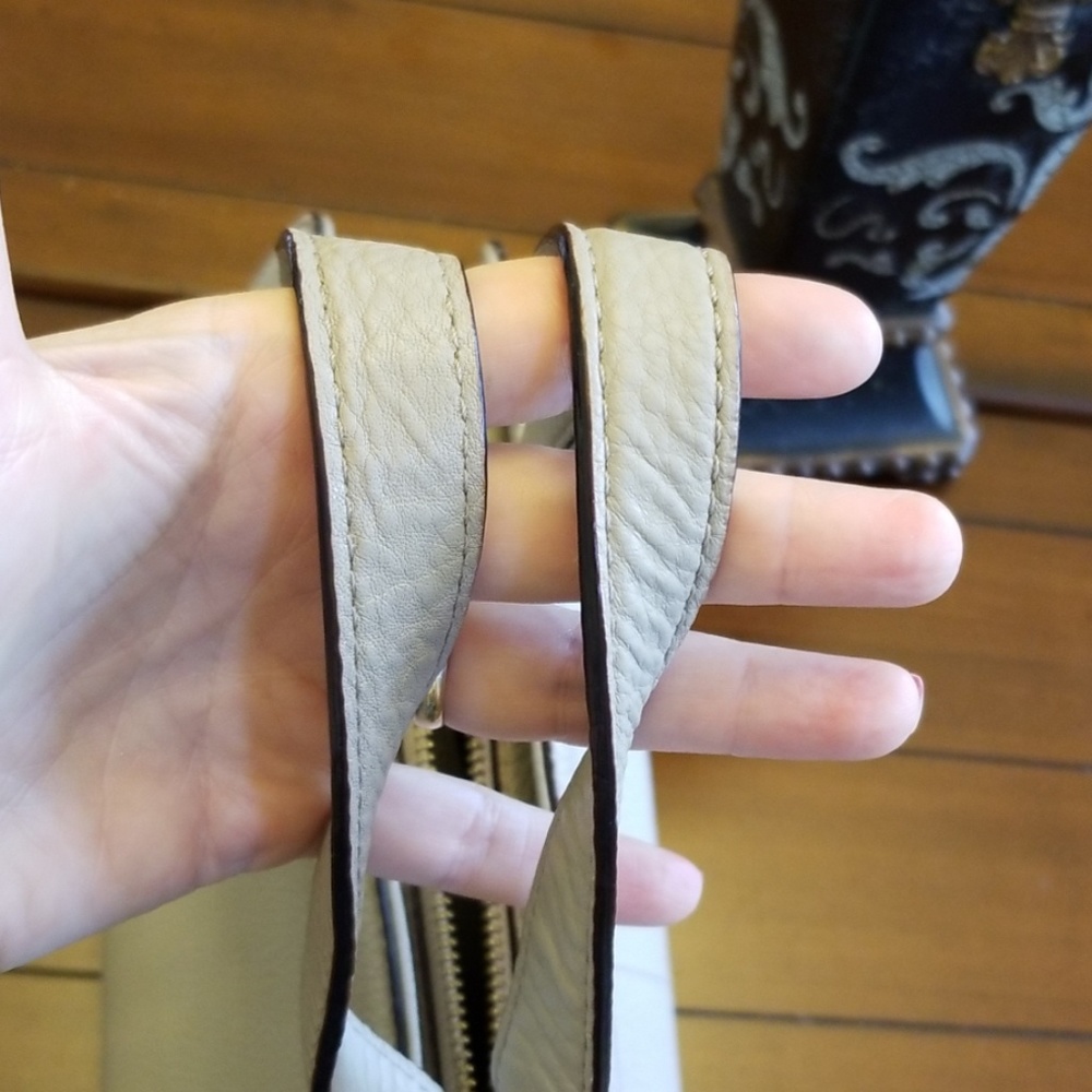 KATE SPADE 😍 PURSE - Picture 3 of 8